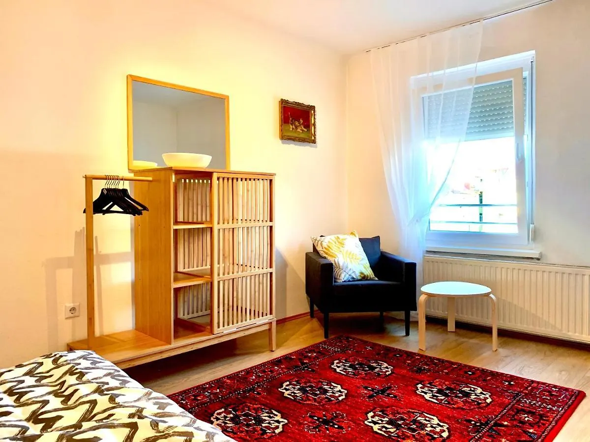 Elegant City Apartment - By Nahuen Suites Graz