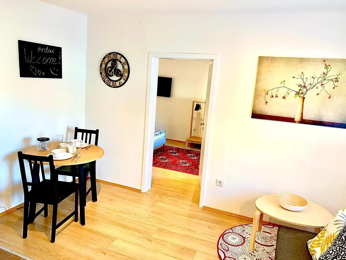 Elegant City Apartment - By Nahuen Suites Graz