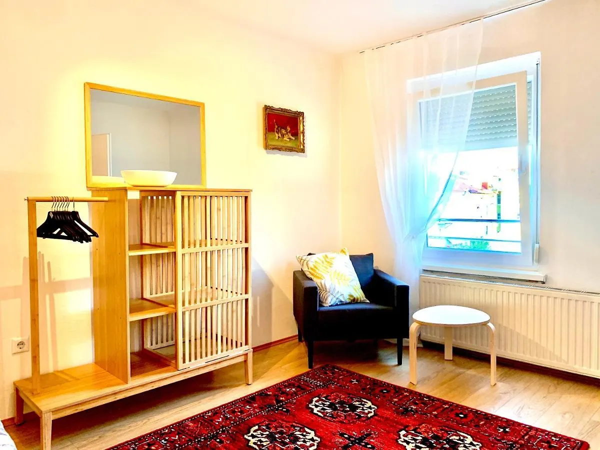 Elegant City Apartment - By Nahuen Suites Graz Austria